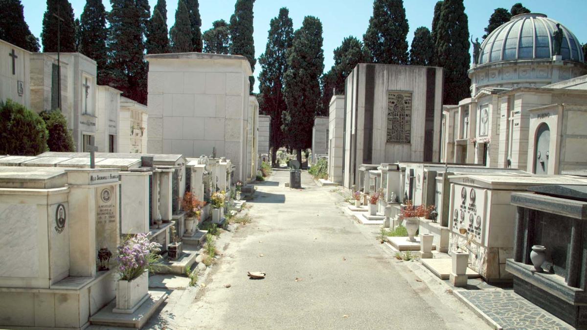 Immagine che raffigura Avviso di asta pubblica Tombe di Famiglia
